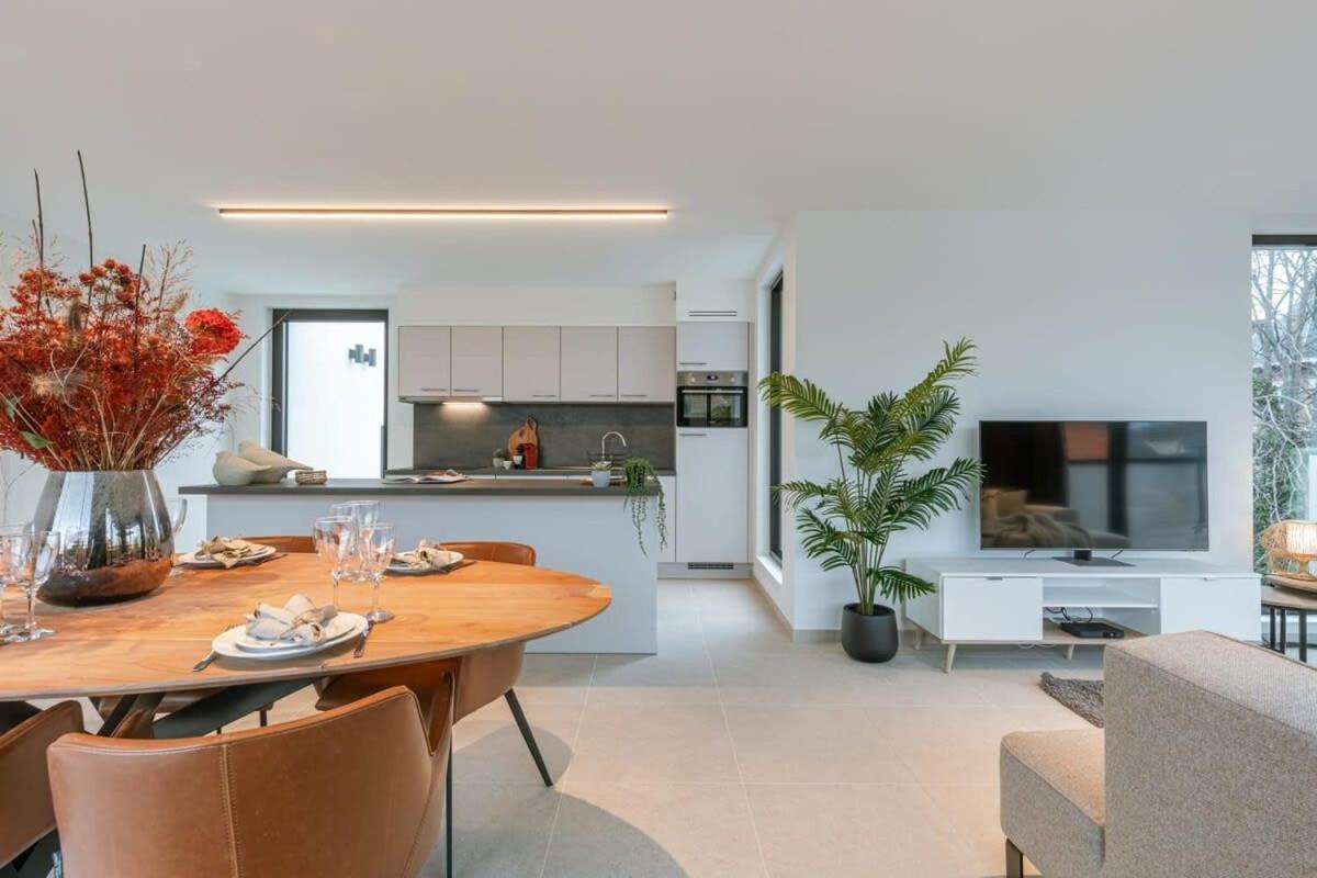 Huswell - Apartment With Two Large Terraces Zedelgem Exterior photo